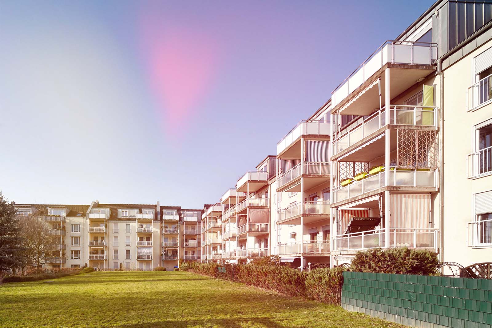 Domicil Real Estate AG verkauft 57 Wohneinheiten in Düsseldorf-Rath an d.i.i. Fonds