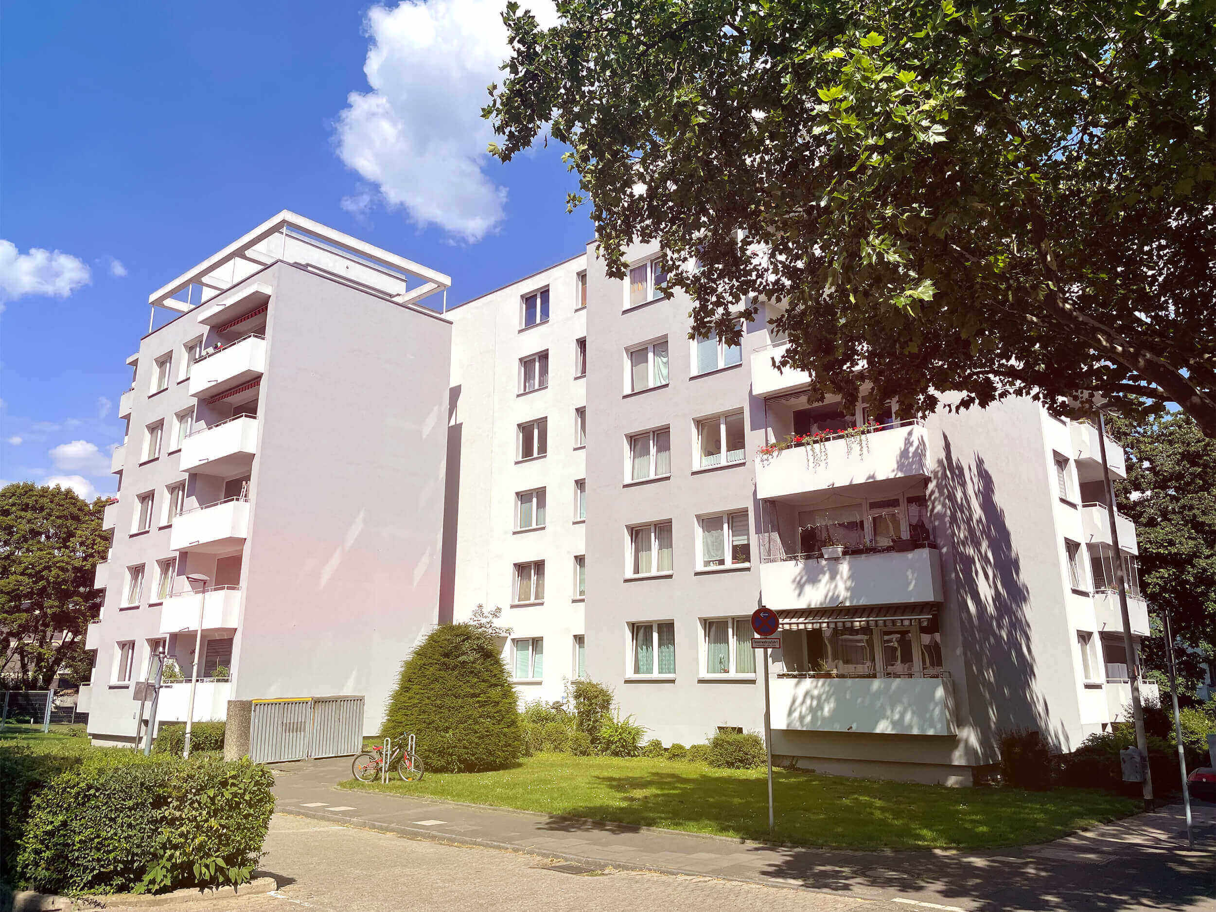 Domicil Real Estate AG erwirbt Wohnanlage mit 254 Mieteinheiten in Brühl 